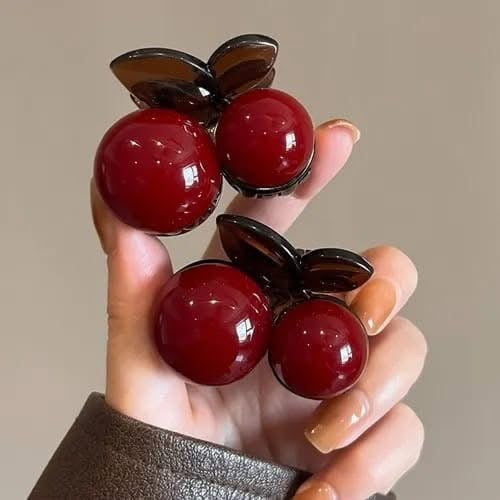 ملقط الكرزة كبير